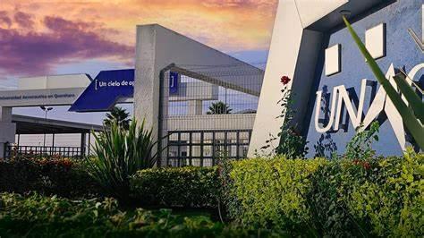 Estudiante de sobrecargo demanda a la UNAQ tras sufrir fractura en columna