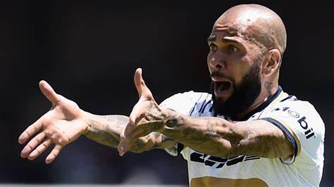 Pumas vs. Dani Alves: La Audiencia ante el TAS por Incumplimiento de Contrato