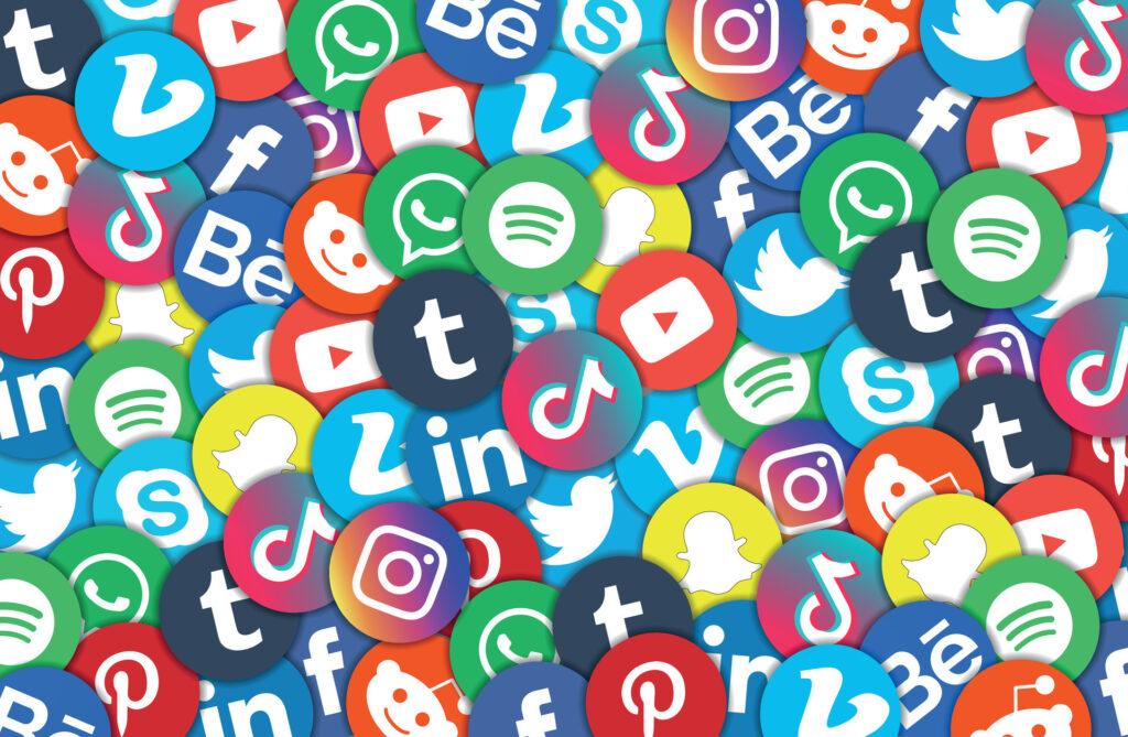 Redes sociales: la nueva carta de presentación laboral en México