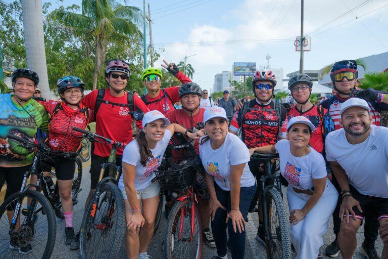 Encabeza Mara Lezama la segunda edición del Paseo Cancunense