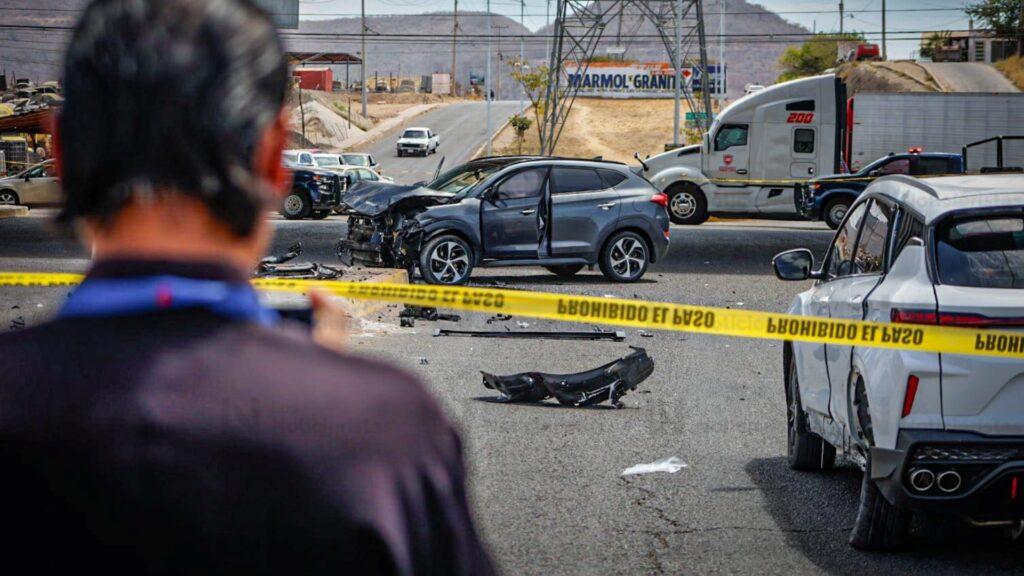 Sicarios abandonan camioneta con explosivos en Culiacán tras choque: Escalada narco y alerta militar