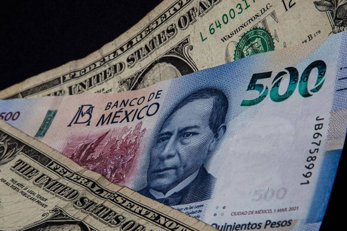 Peso mexicano se fortalece frente al dólar hoy, 12 de marzo