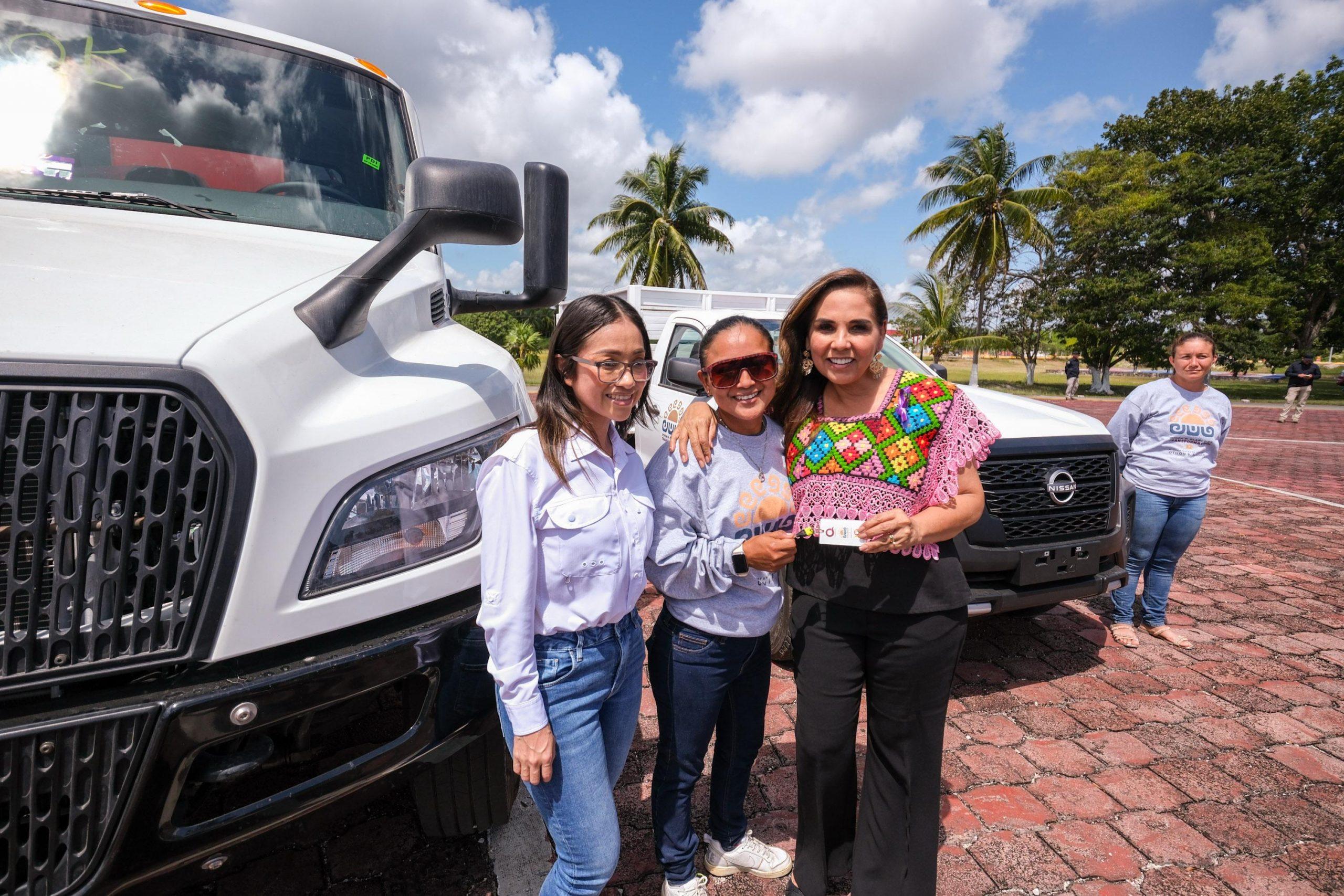Camiones recolectores llegan a Isla Mujeres: revolución en limpieza pública