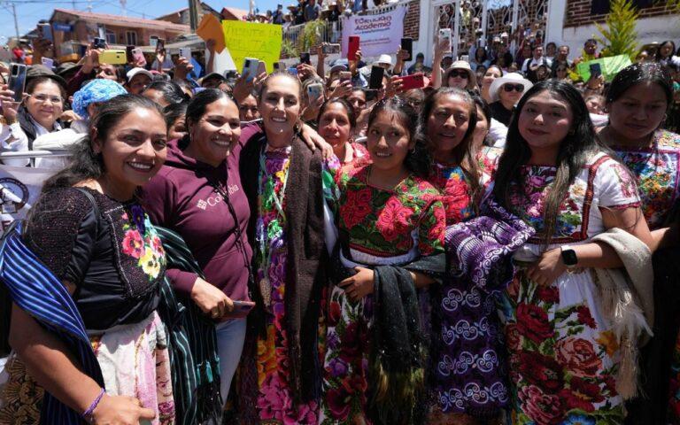 Anuncia Sheinbaum programa de estufas eficientes