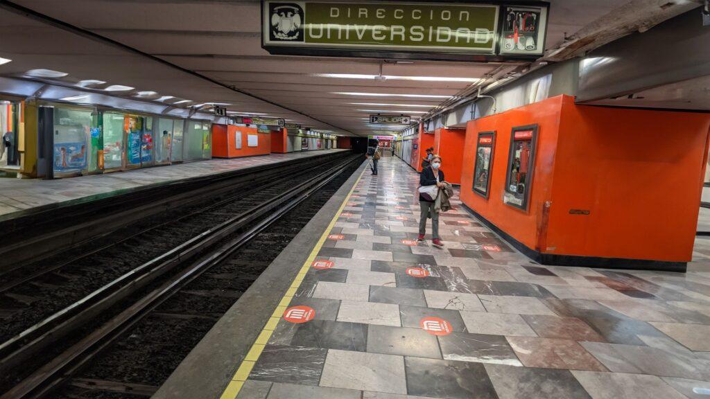 Ataques con jeringas en el Metro: ¿Realmente podrías contagiarte de VIH?