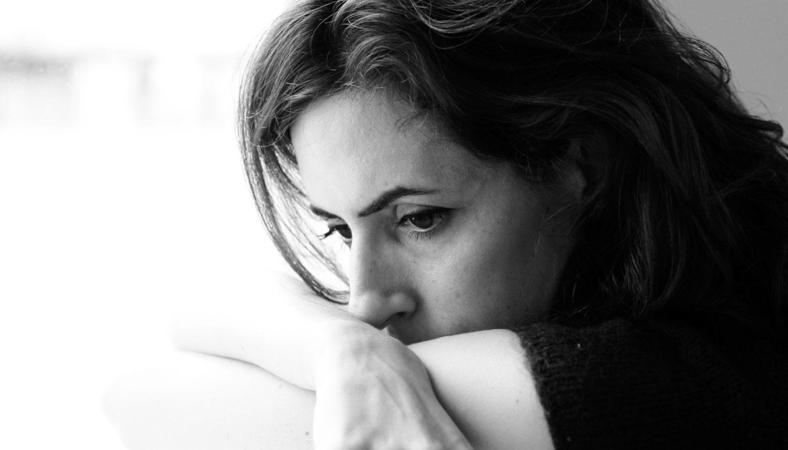 Cómo combatir la depresión sin medicamentos y recuperar tu vida