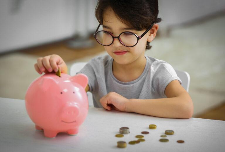 Educación financiera para niños: ¿a qué edad debes empezar?