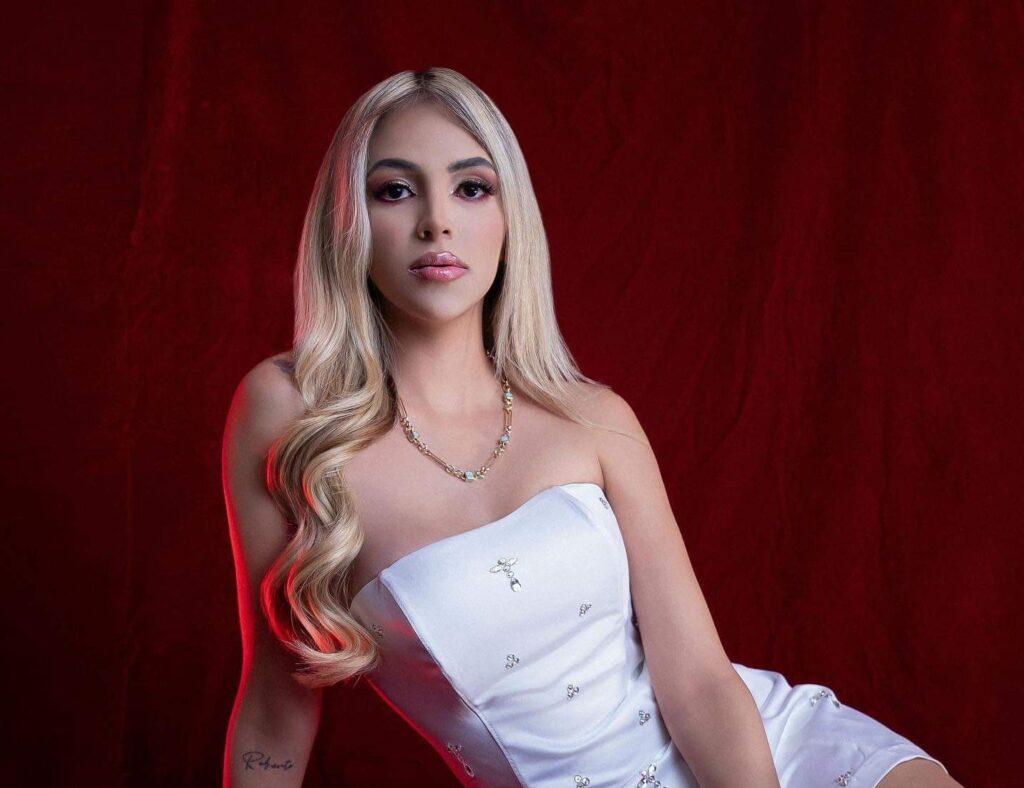 Hija de 'El Pez' posa en finca incautada: el lujo criminal que revela la Operación Bastión