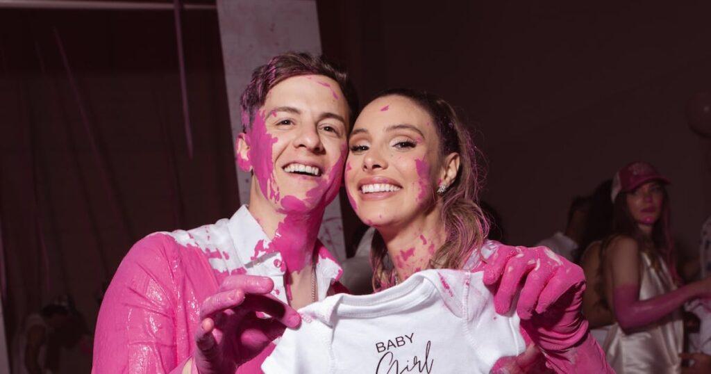 Lele Pons y Guaynaa revelan el sexo de su bebé: una fiesta que casi termina en tragedia