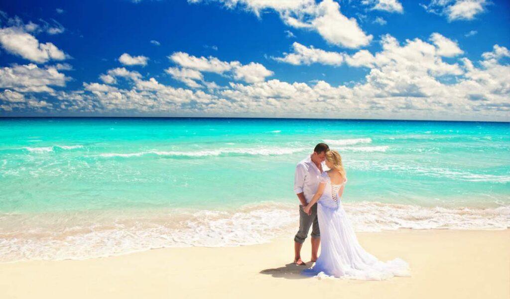 Turismo de romance en Cancún: el paraíso elegido para decir “sí”