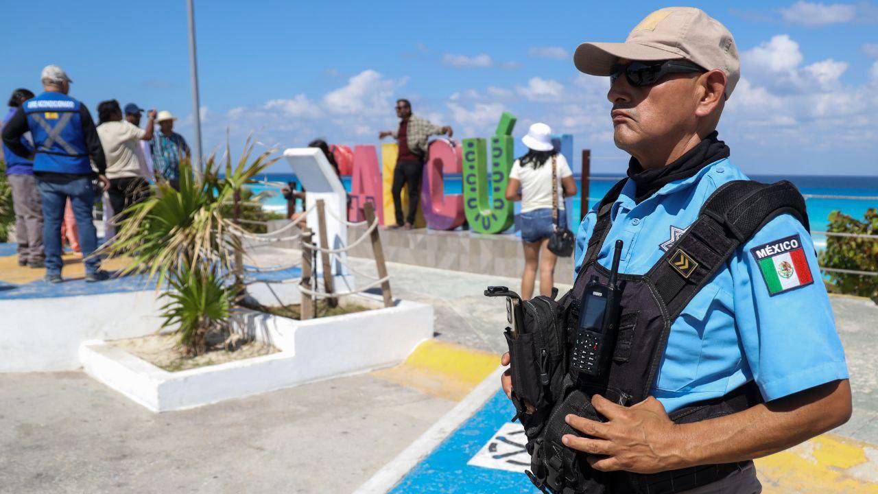 Viacrucis en la playa: fuerte operativo de seguridad en Cancún este viernes