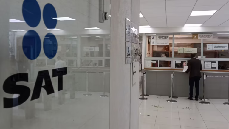 SAT anuncia cierre de oficinas en abril: ¿Qué pasa con tu devolución?