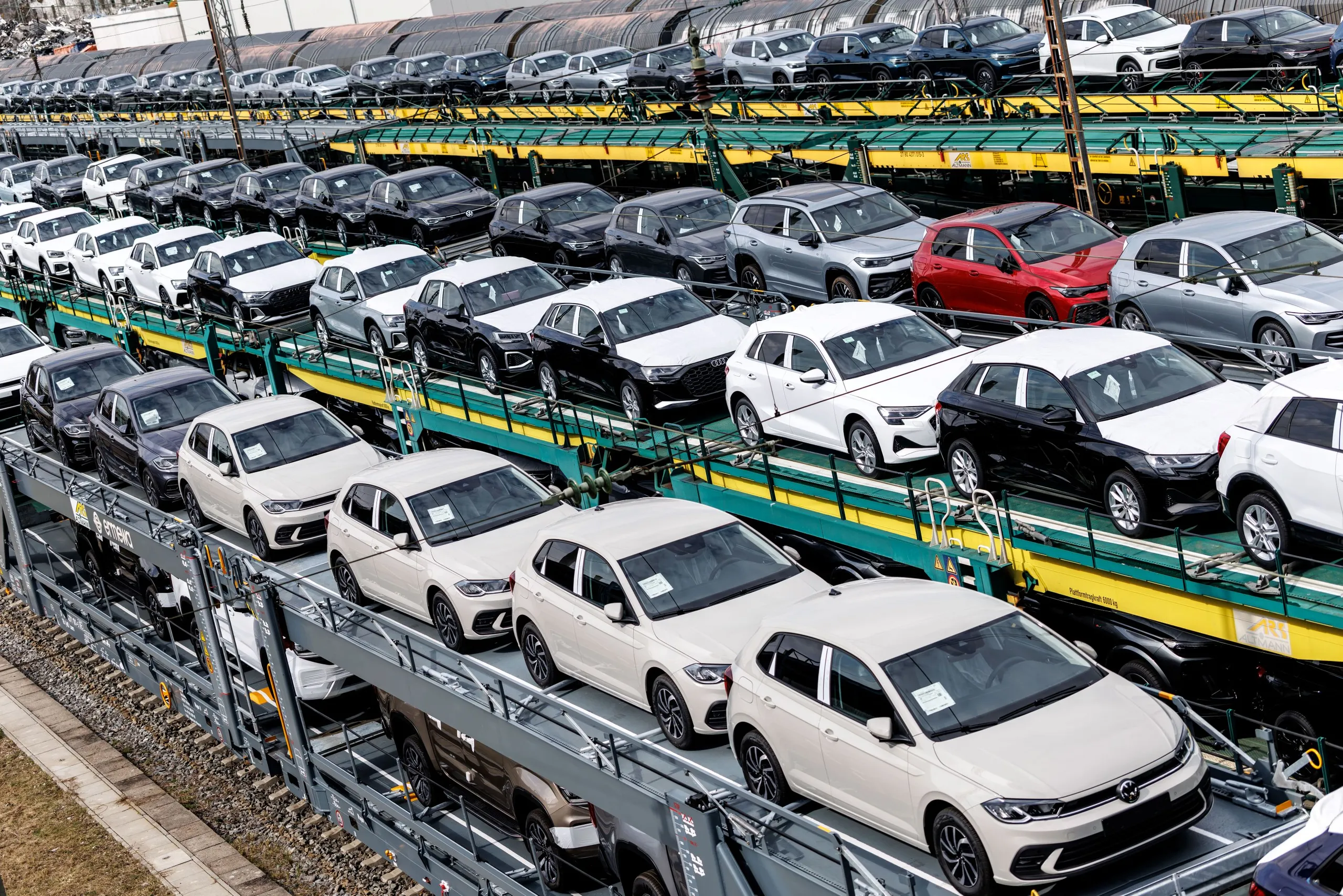 Aranceles a los automóviles: el nuevo golpe económico que amenaza tu bolsillo