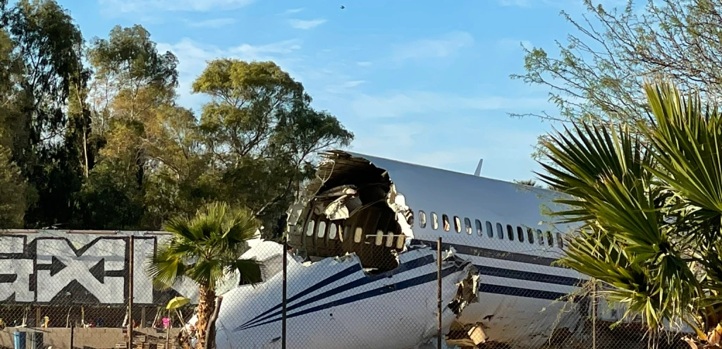 Jet privado casi se estrella en Los Cabos: aterrizaje de terror con familias a bordo