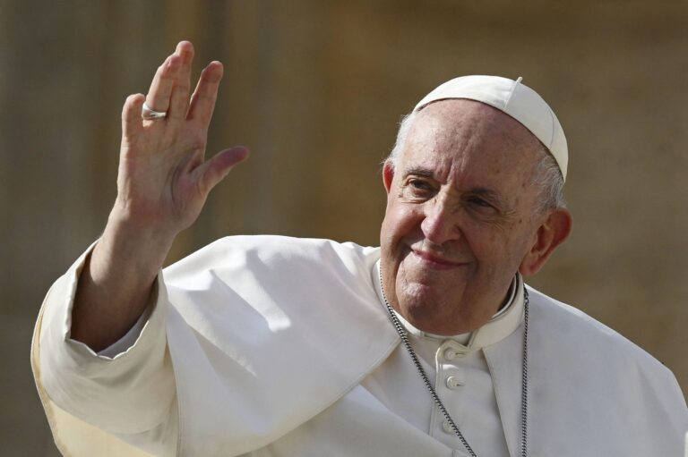 Papa Francisco: El adiós masivo al "papa de los pobres" conmueve al mundo