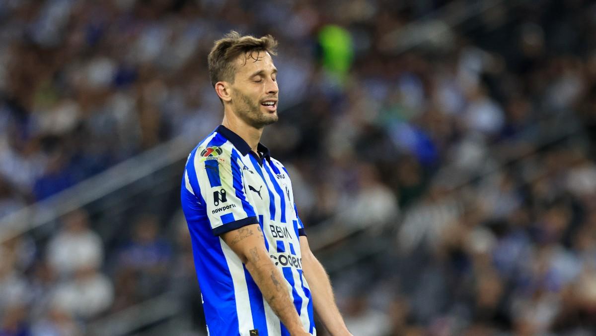 Sergio Canales sufre lesión tras arrebato en Rayados: ¿Crisis interna en Monterrey?