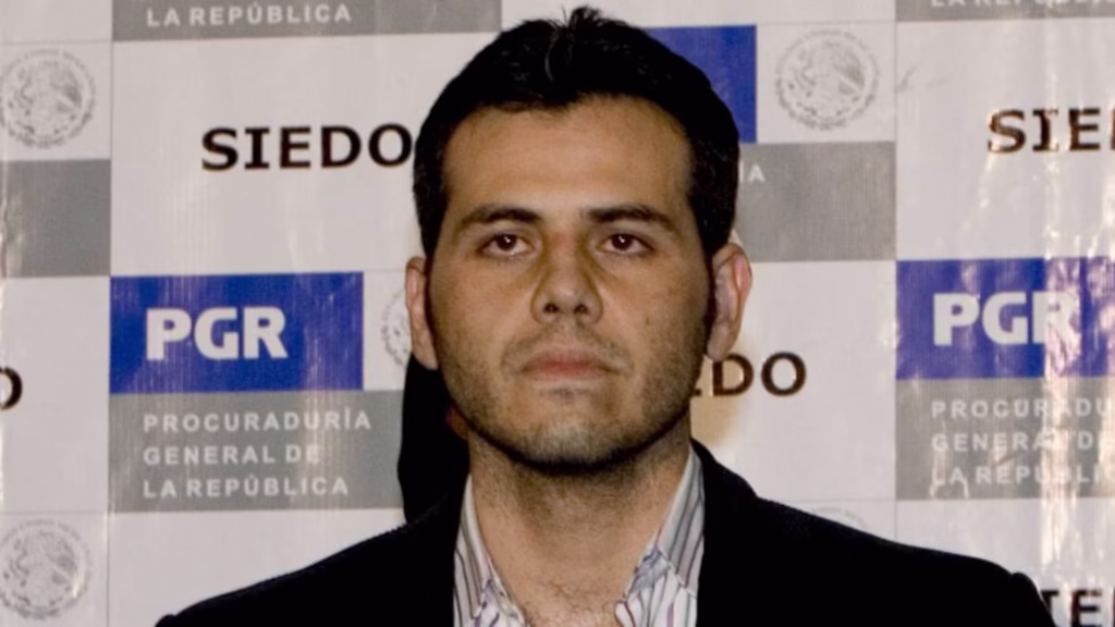 El 30 de abril de 2008, el hijo de El Mayo, Vicente Zambada, vivió un atentado que no solo marcó su vida, sino que también desató una guerra brutal dentro del narcotráfico mexicano.