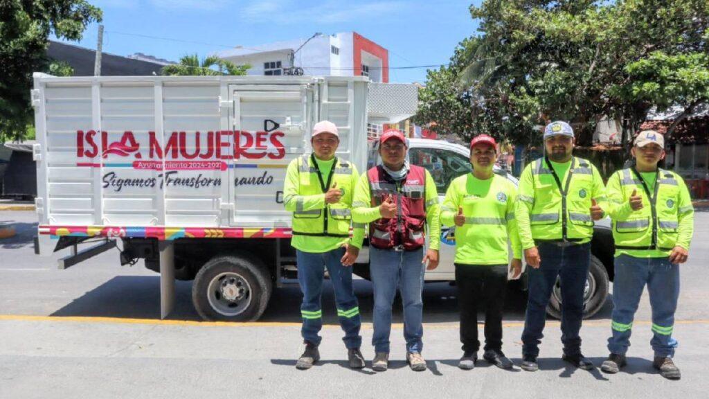 Camiones para una Isla limpia: Programa de Descacharrización se refuerza con nueva unidad