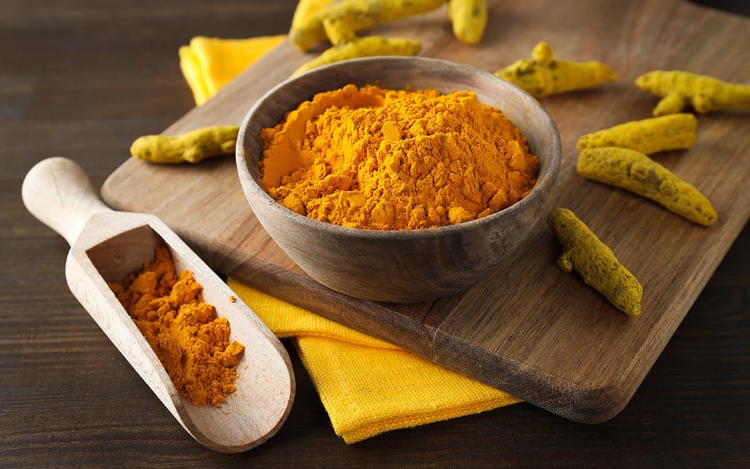 Cúrcuma: el superalimento que puedes cultivar en casa y tomar en tu café