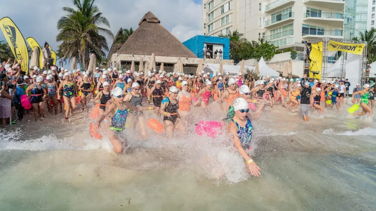 El Cruce: la competencia de aguas abiertas que pone a Cancún en el mapa mundial