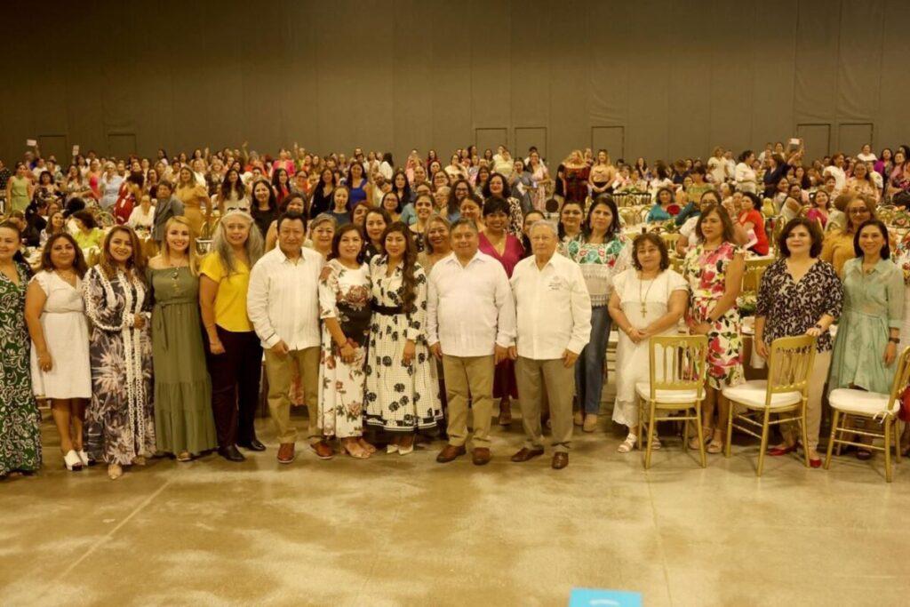 Madres trabajadoras: el motor silencioso de la educación en Yucatán