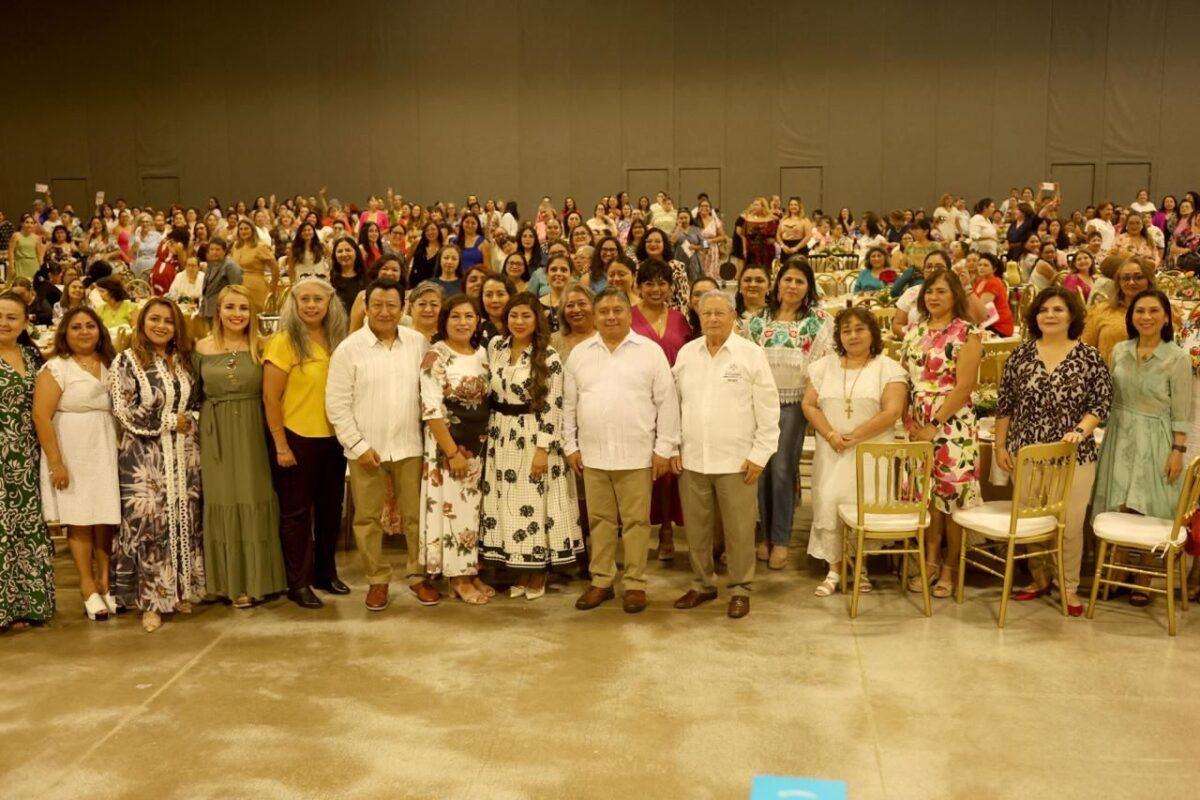 Madres trabajadoras: el motor silencioso de la educación en Yucatán