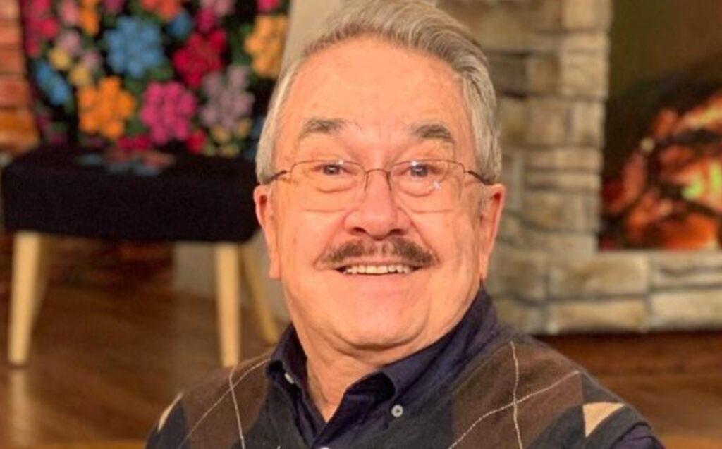 Pedro Sola desata polémica por su comentario sobre la maternidad en pleno 10 de mayo