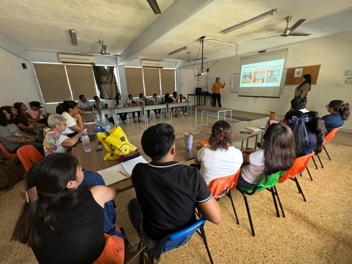 Celebran 35 años de la UPN Mérida: formación clave para hijos de campesinos mayas