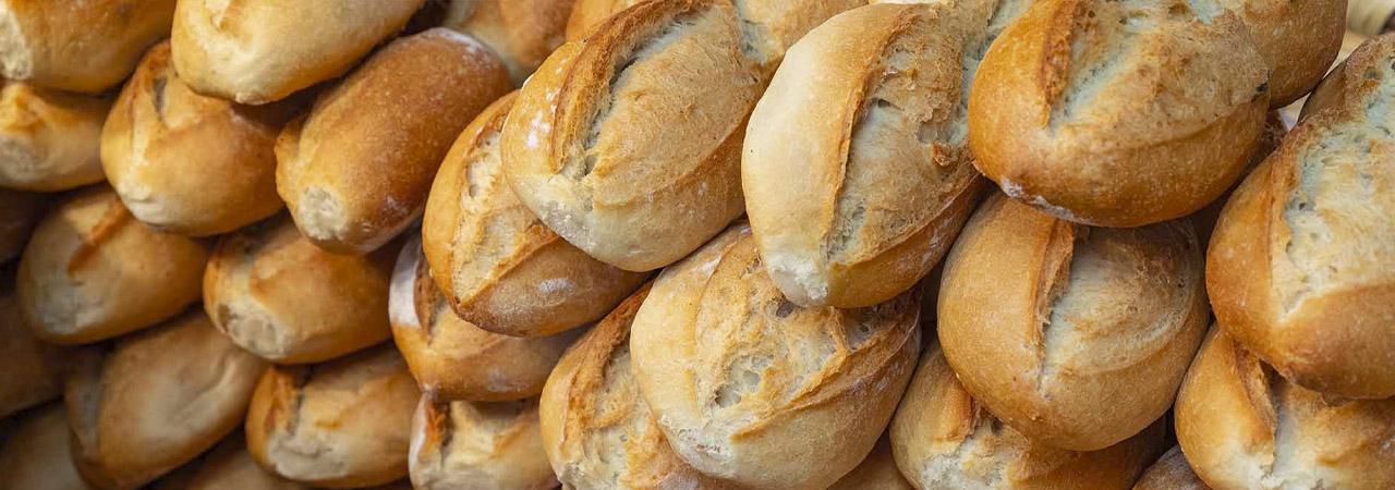 Bolillo: el pan favorito que podría estar afectando tu salud sin que lo sepas