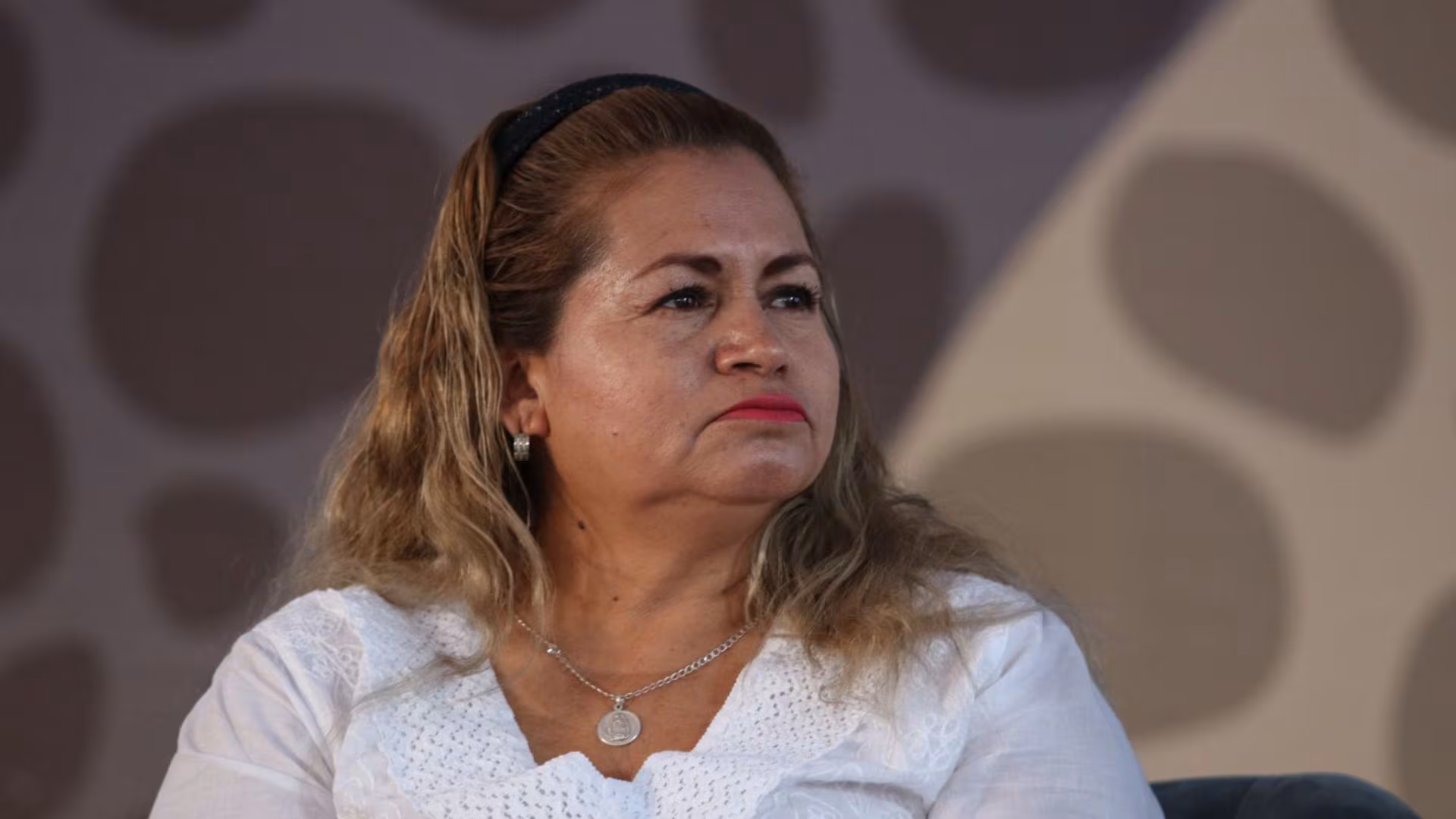 Ceci Flores declarada persona no grata: Conflicto entre la Nación Comca’ac y la lucha por los desaparecidos