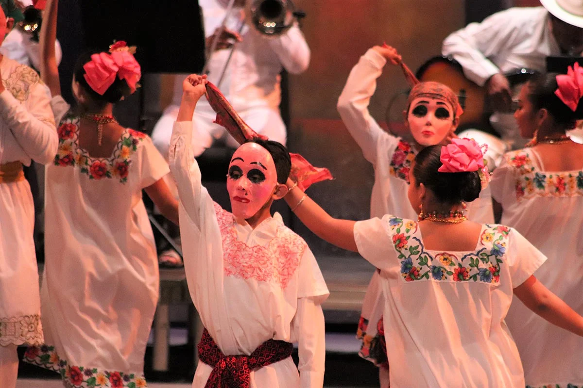 Ballet Folklórico Infantil: Tradiciones de México vibran en Yucatán