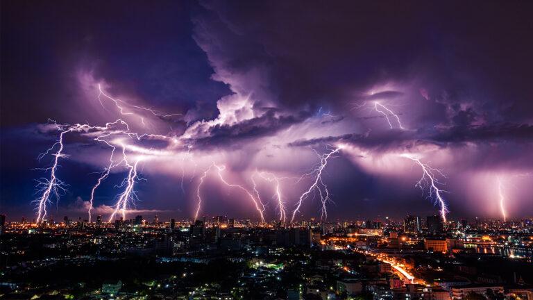 Alerta por calor extremo y tormentas eléctricas