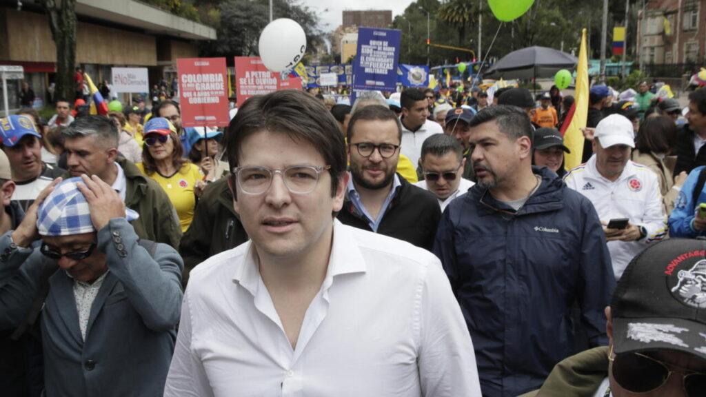 Atentado a precandidato en Colombia revive pesadilla de violencia política