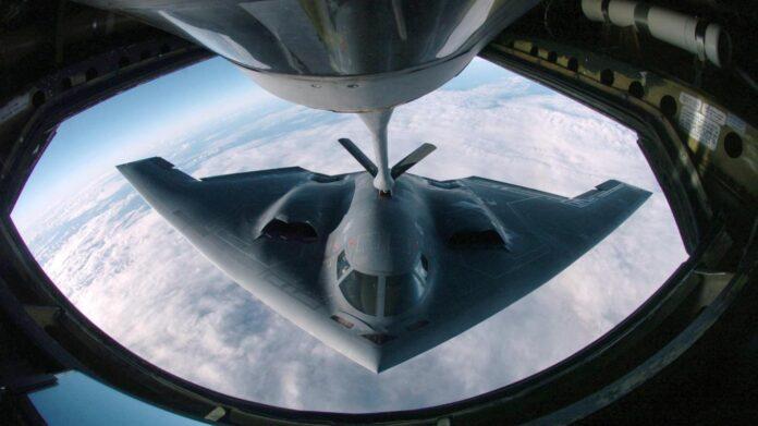 B-2 Spirit- Así es el bombardero furtivo más caro del mundo B-2 Spirit: Así es el bombardero furtivo más caro del mundo