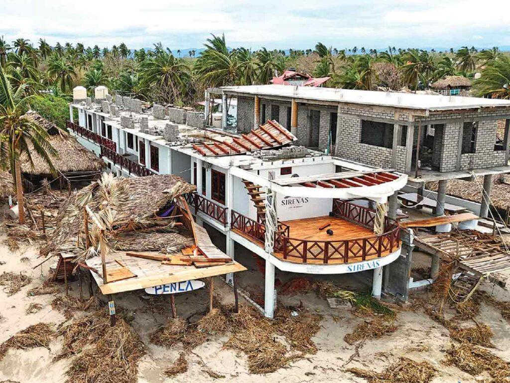 Huracán ‘Erick’ deja afectaciones en 36 comunidades de Oaxaca