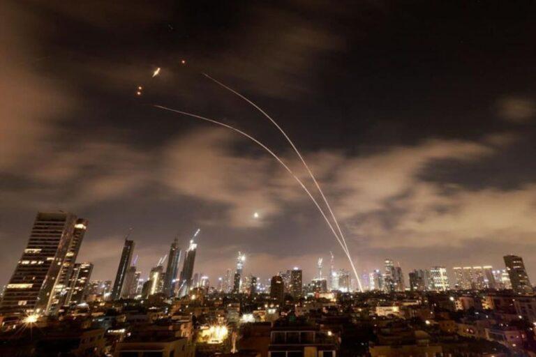 Irán lanza misiles contra Tel Aviv en nueva oleada