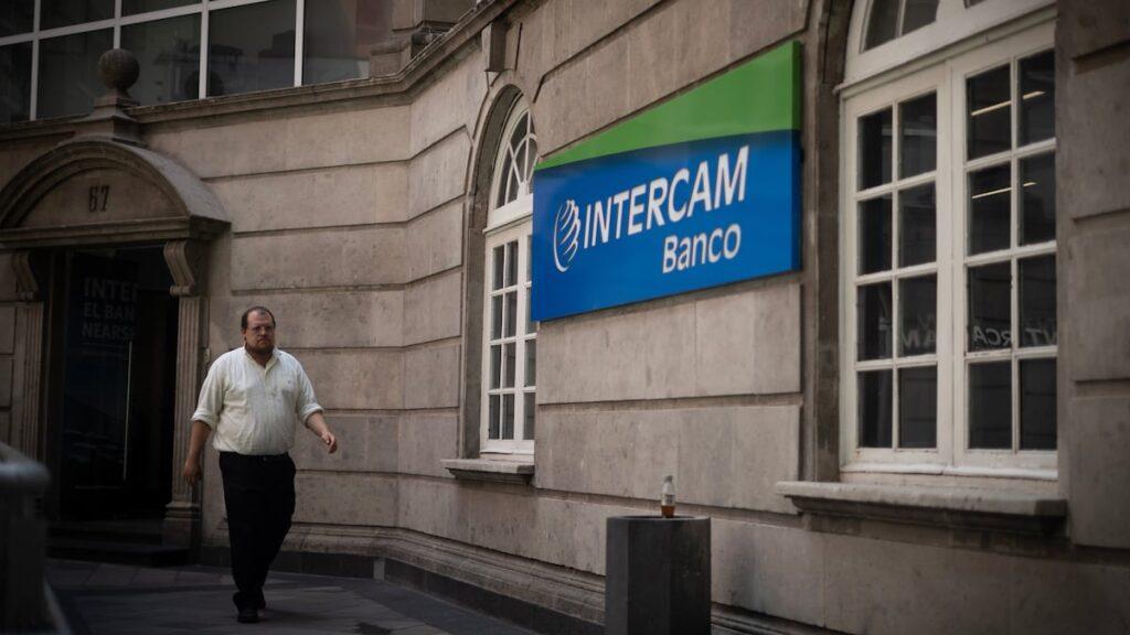 Sanciones EE.UU. a banca mexicana: Seísmo financiero en México