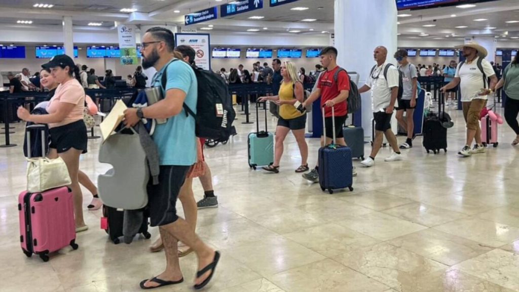 Aeropuerto de Cancún pierde pasaje extranjero y nacional