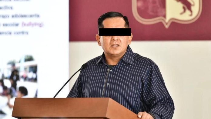 Arrestan a exsecretario de seguridad de Tabasco, Víctor Hugo Chávez