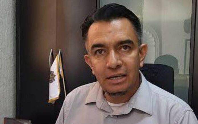Asesinato secretario Apaseo el Alto- Roaro Aguilar atacado a tiros Asesinato secretario Apaseo el Alto: Roaro Aguilar atacado a tiros