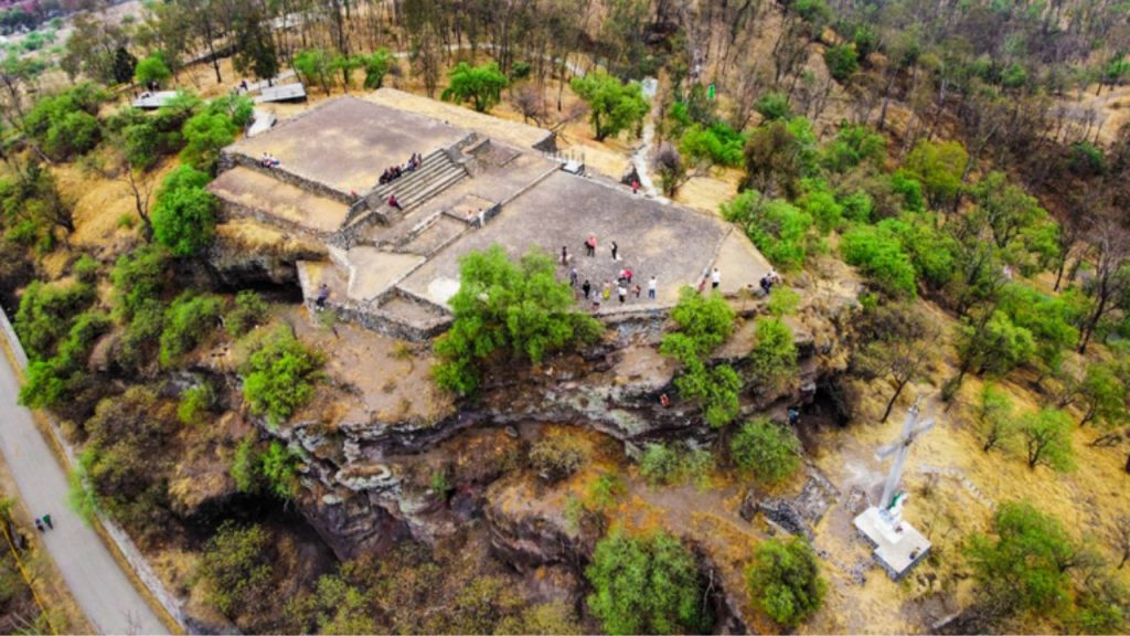 Captan supuestas brujas en el Cerro de la Estrella en cdmx