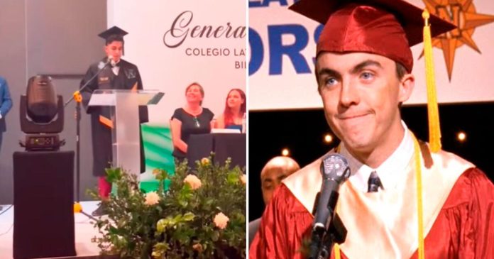 Joven le copia el discurso de graduación a malcolm y se vuelve tendencia en redes