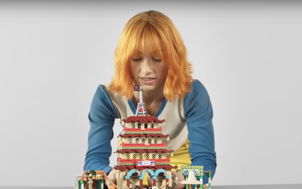 Lego lanza figuras especiales de One Piece y el cast reacciona