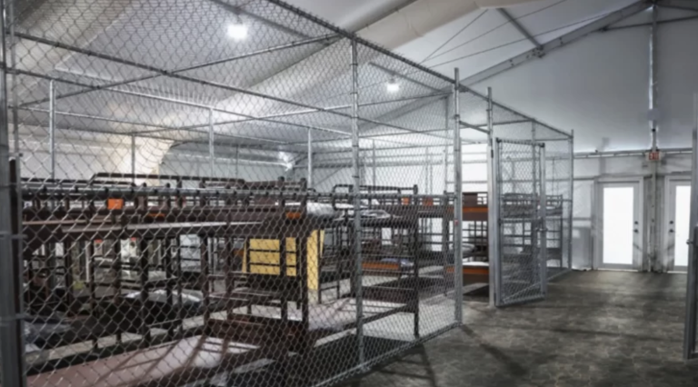 México busca repatriación inmediata de migrantes, evitando centros de detención