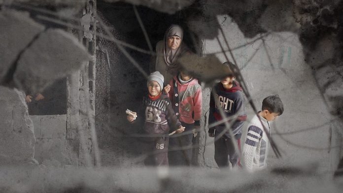 Ni vivos ni muertos en Gaza : Anatomía de una catástrofe humana y sus raíces