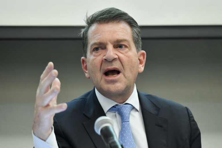 Sanciones a bancos mexicanos: ABM defiende solidez financiera