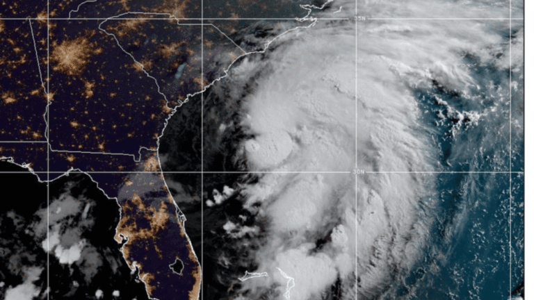 Tormenta tropical Chantal se forma en el Atlántico