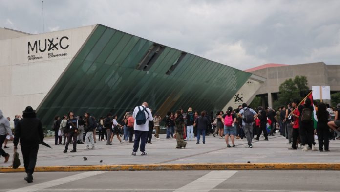 UNAM condena vandalismo en CCU tras marcha dominical UNAM condena vandalismo en CCU tras marcha dominical