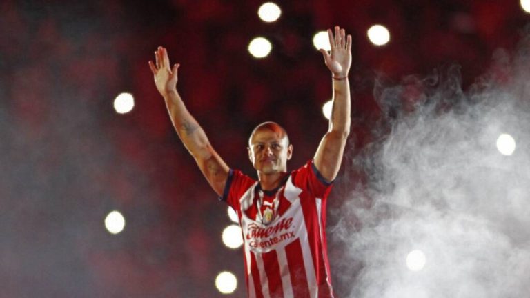 Polémica por descuento: restaurante ofrece 14 % por bloquear a Chicharito