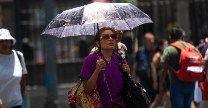 Lluvias fuertes, oleaje y calor en Guerrero: Flossie influye este 2 de julio Lluvias fuertes, oleaje y calor en Guerrero: Flossie influye este 2 de julio